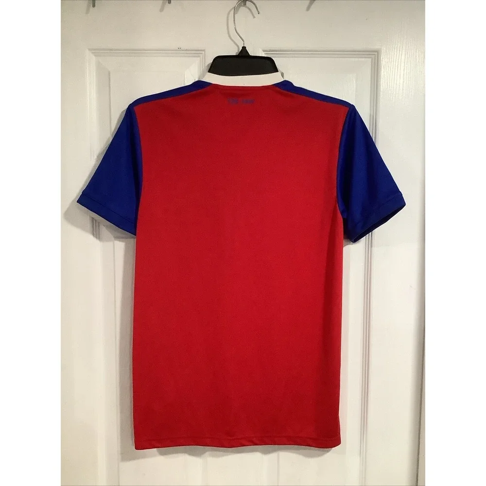 adidas small hole